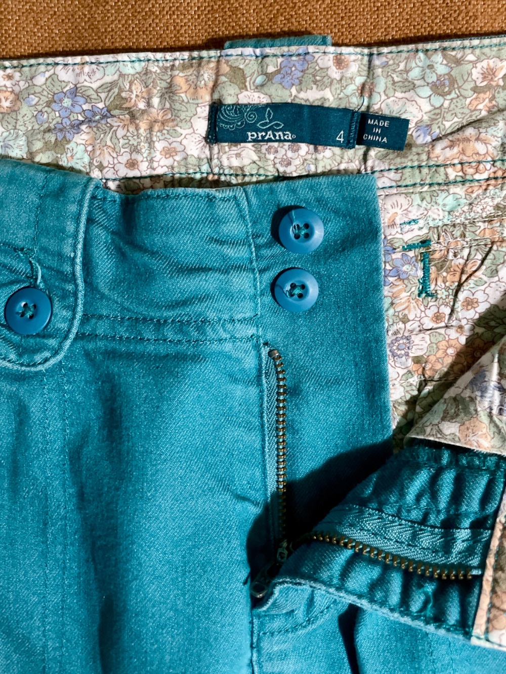 prAna | Breathe Mid-Rise Mini Skirt in Turquouse w/ Fly Front & 4 Pockets, Sz 4
